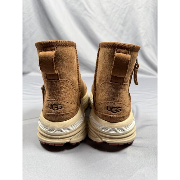 UGG CA805 Classic Weather Waterproof Boots Mens Size 4 Chestnut 1112369 Fleece